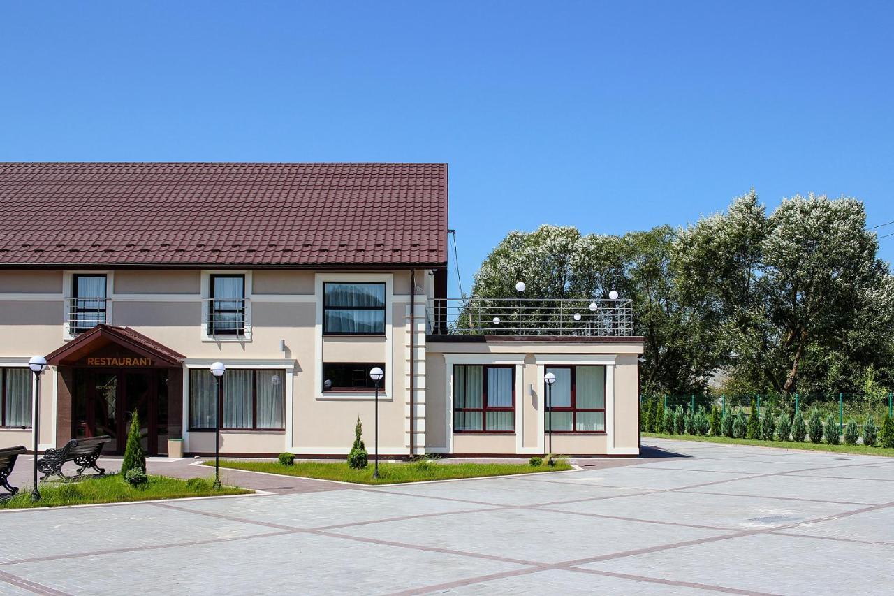 Hotel Роляда Tysmenytsia Exterior foto