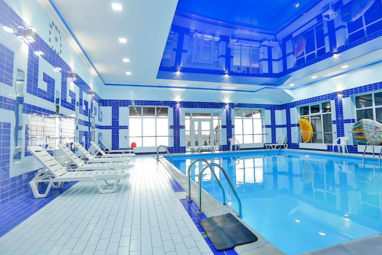 Hotel Роляда Tysmenytsia Exterior foto