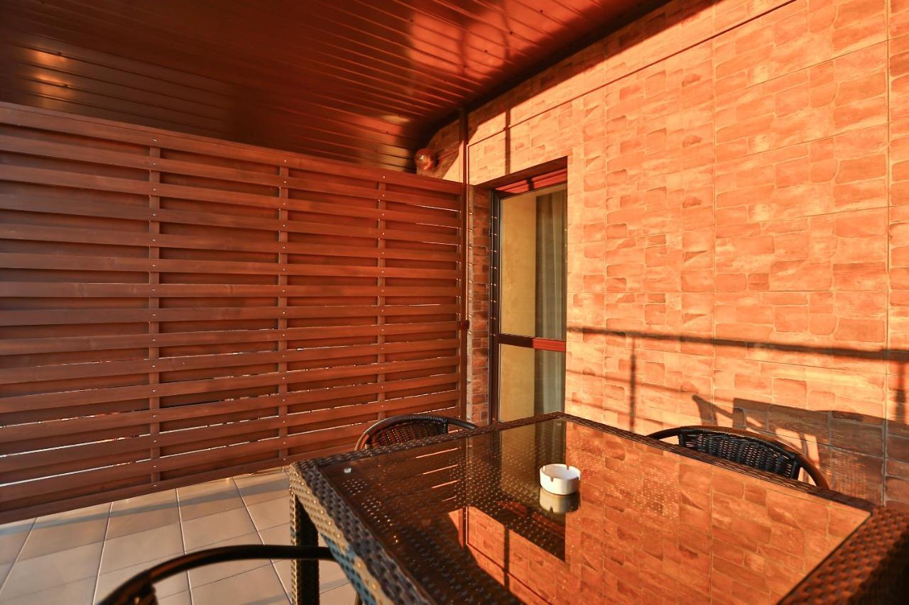 Hotel Роляда Tysmenytsia Exterior foto